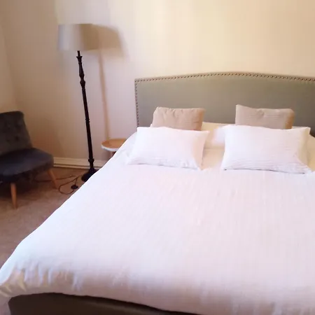 Lejlighed Au Pied Du Beffroi *